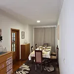 Lands דירה